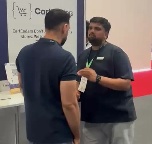 فريق CartCoders يلتقي بمؤسسي التجارة الإلكترونية في أرض المعرض