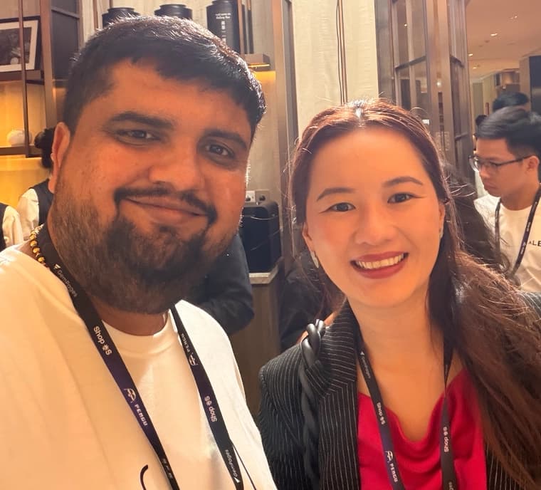 CartCoders team welcoming merchants at the exhibition booth