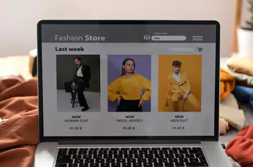 Online Clothing Retail Platform