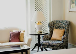 Furniture & Home Decor